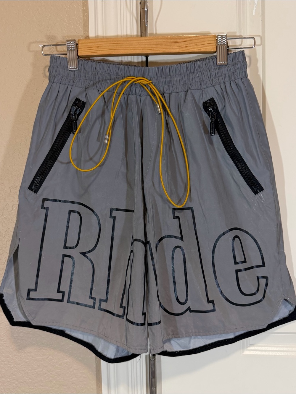 Rhude Shorts Reflective Mens Small *Flawed